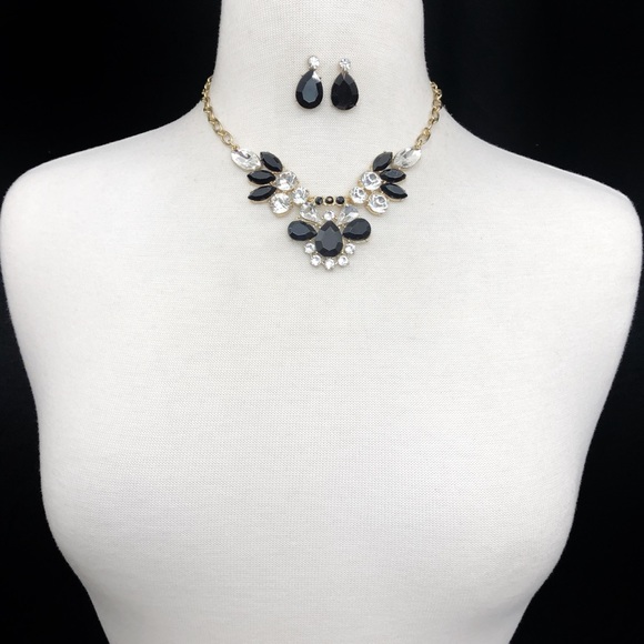 Black & Clear Rhinestone Statement Gold Necklace Earrings Set - Picture 3 of 3